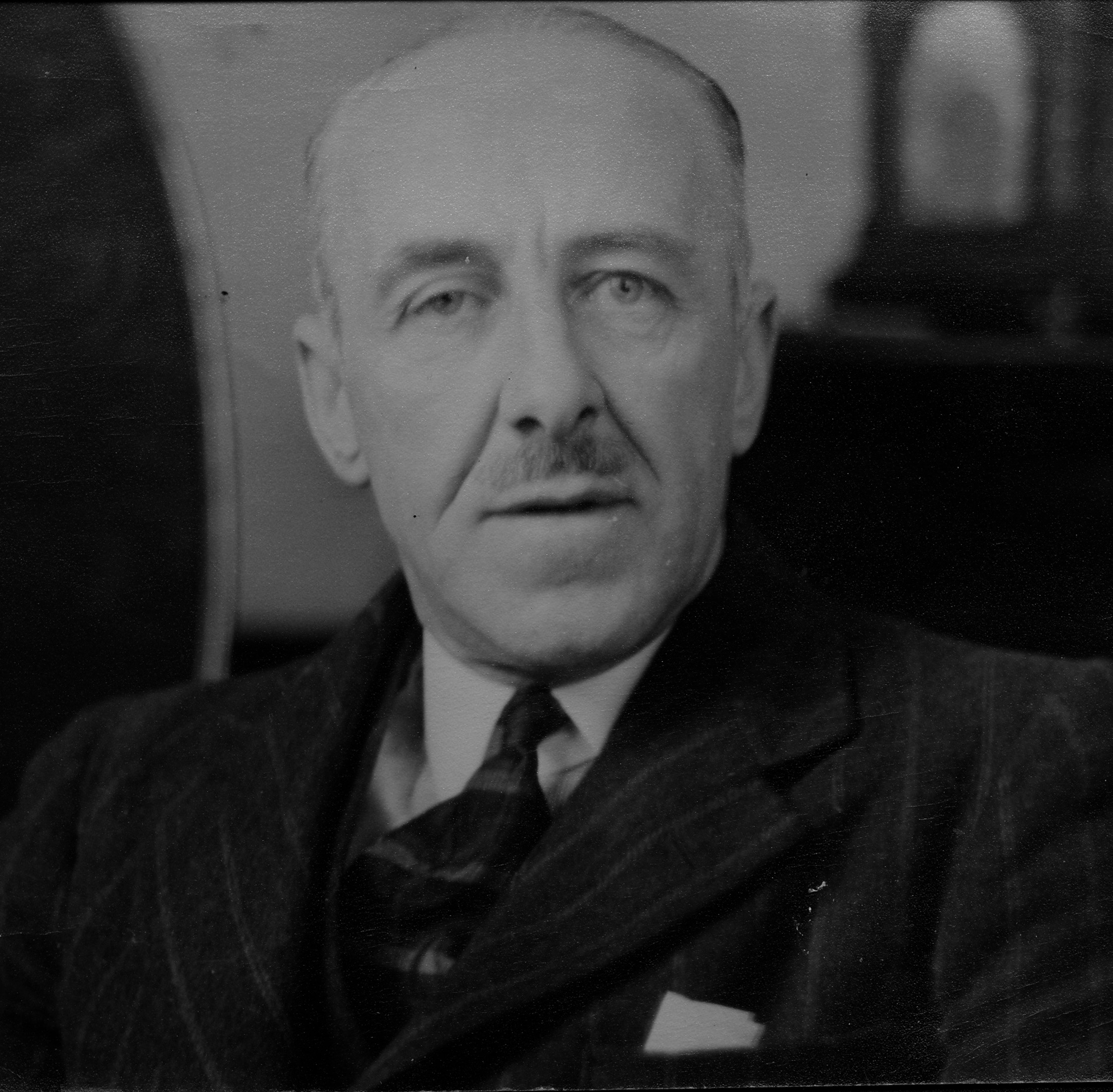 Photo of photos/John Edward MacGregor husb of Isabella Lyall McLennan_